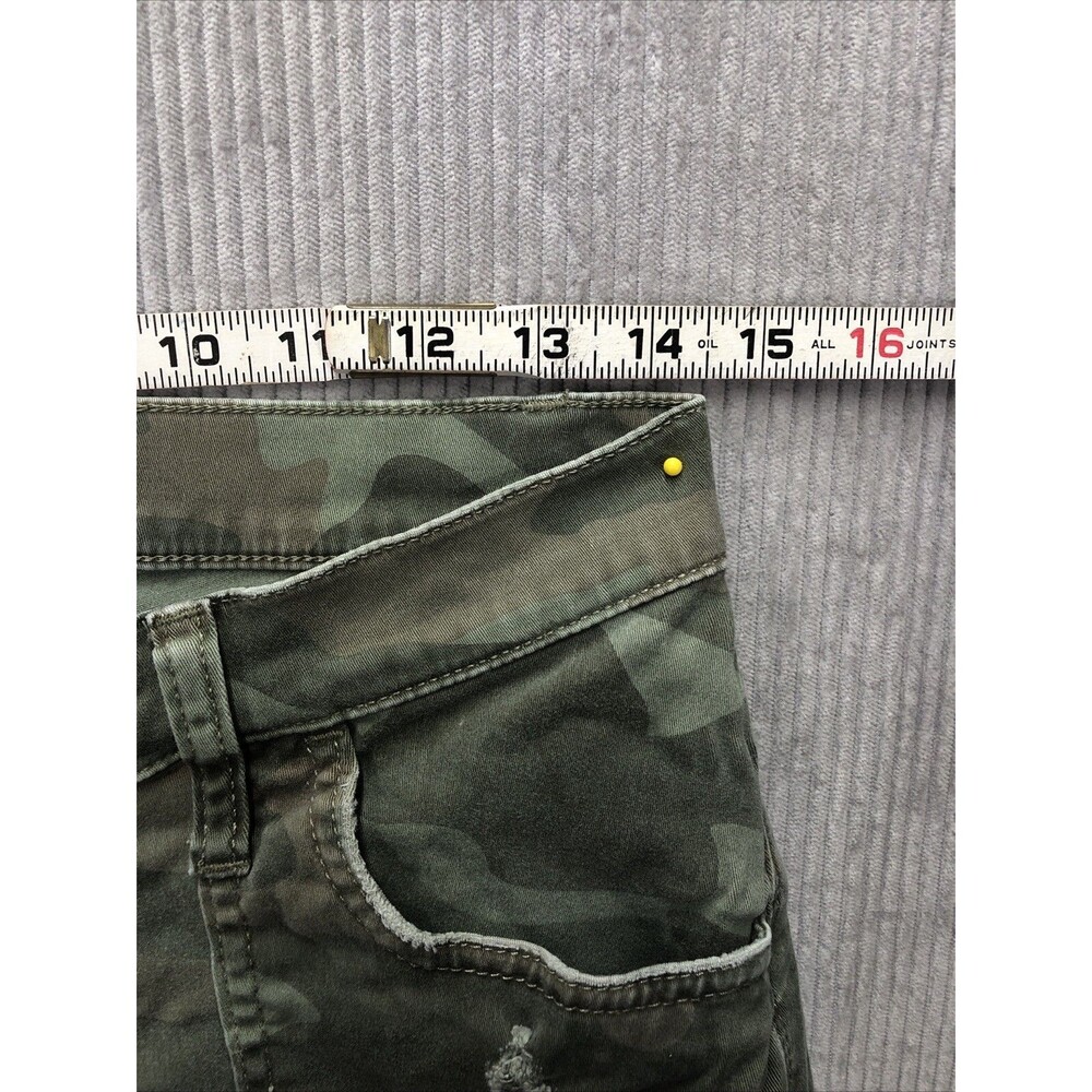 Rock Republic Women Cut Off Shorts Size 4 Camouflage Factory Destroyed - Picture 6 of 14
